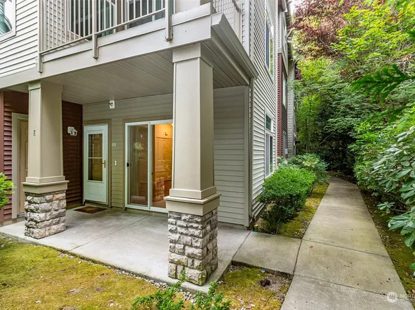 21507 42nd Avenue S #E-8, SeaTac, WA 98198