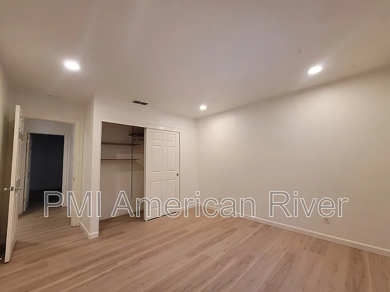 4405 Dusham Cir — Photo 10