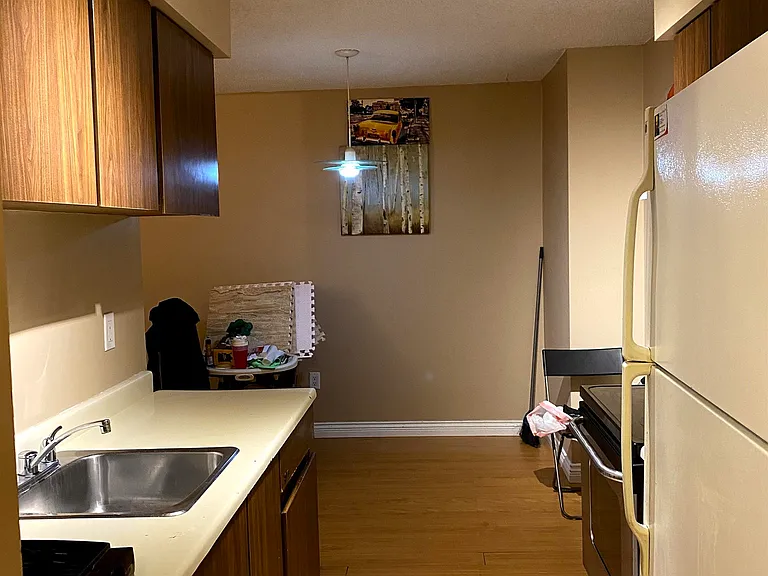 9867 Manchester Dr #515 — Photo 15