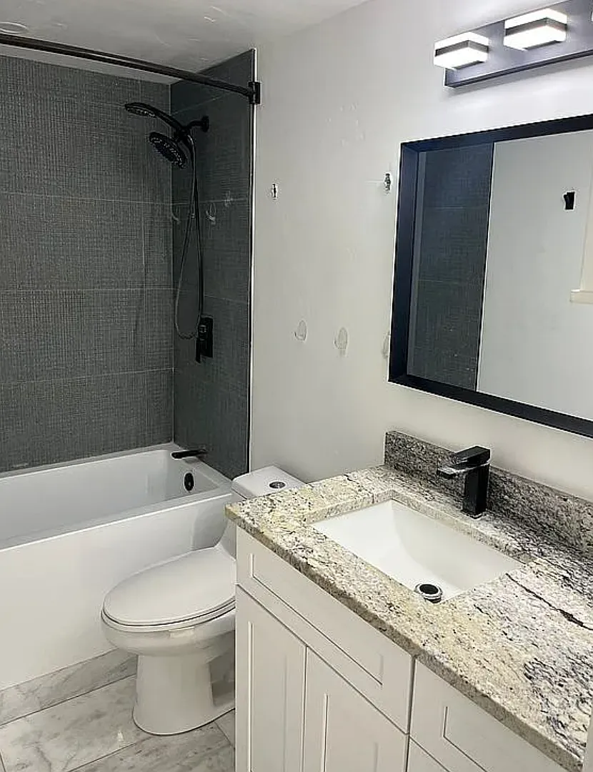 2 bed, 1000 sqft, $1,550 — Photo 4