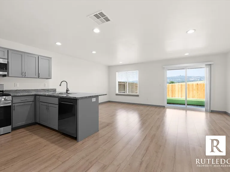 171 Bailee Way — Photo 5