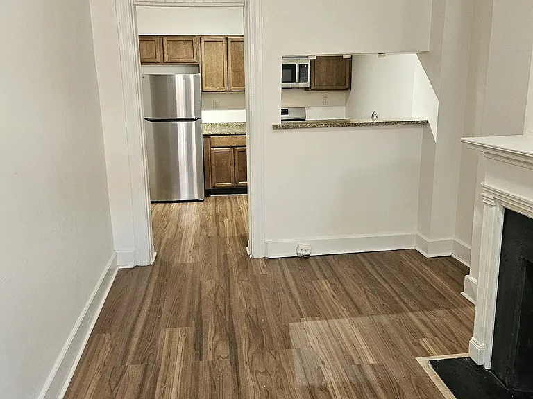 2220 Madison Ave #1 — Photo 2