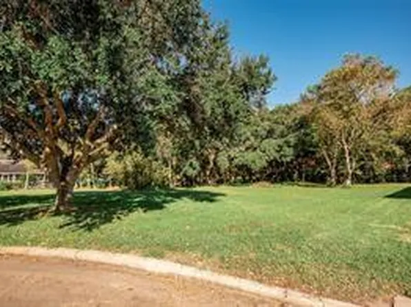 4 Stoney Brook Ln, Bay City, TX 77414