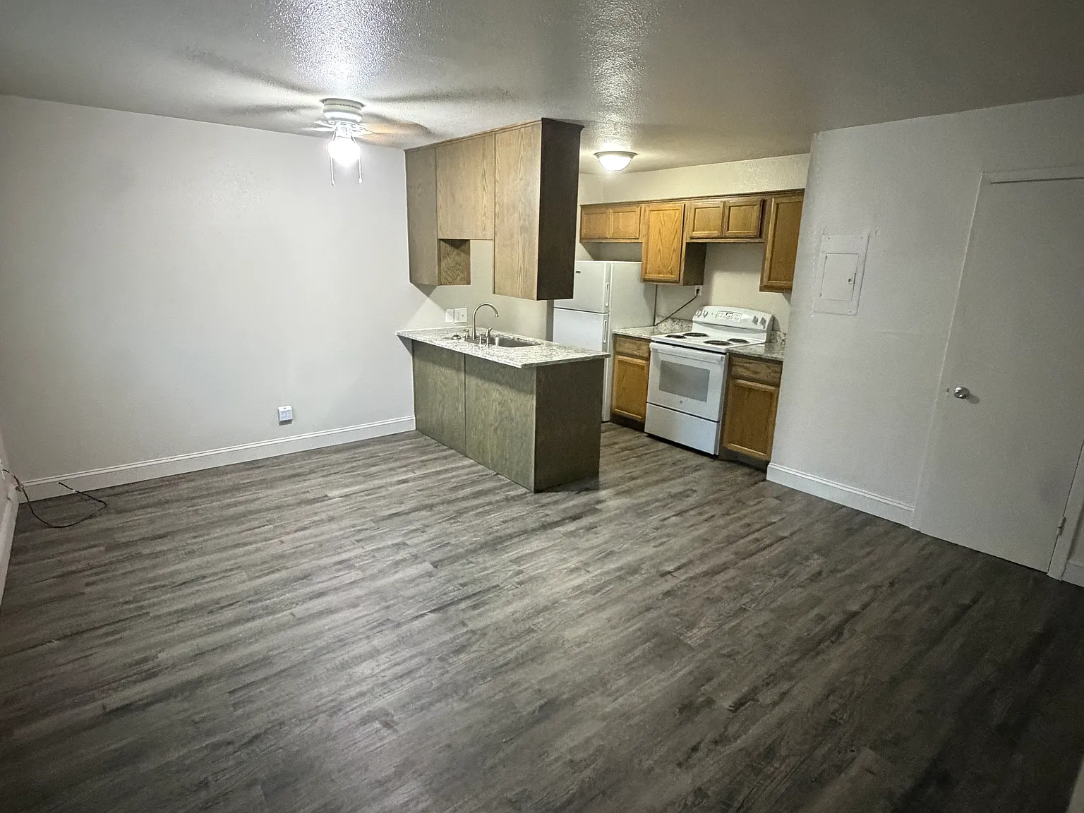 1 bed, $975 — Photo 2
