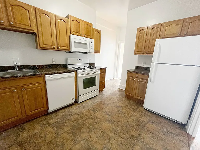 1631 Park Ave — Photo 29
