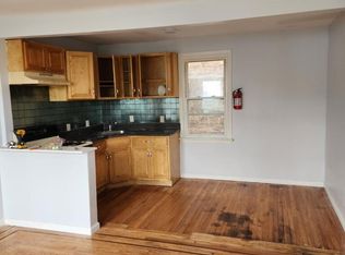 651 Penn St, Perth Amboy, NJ 08861