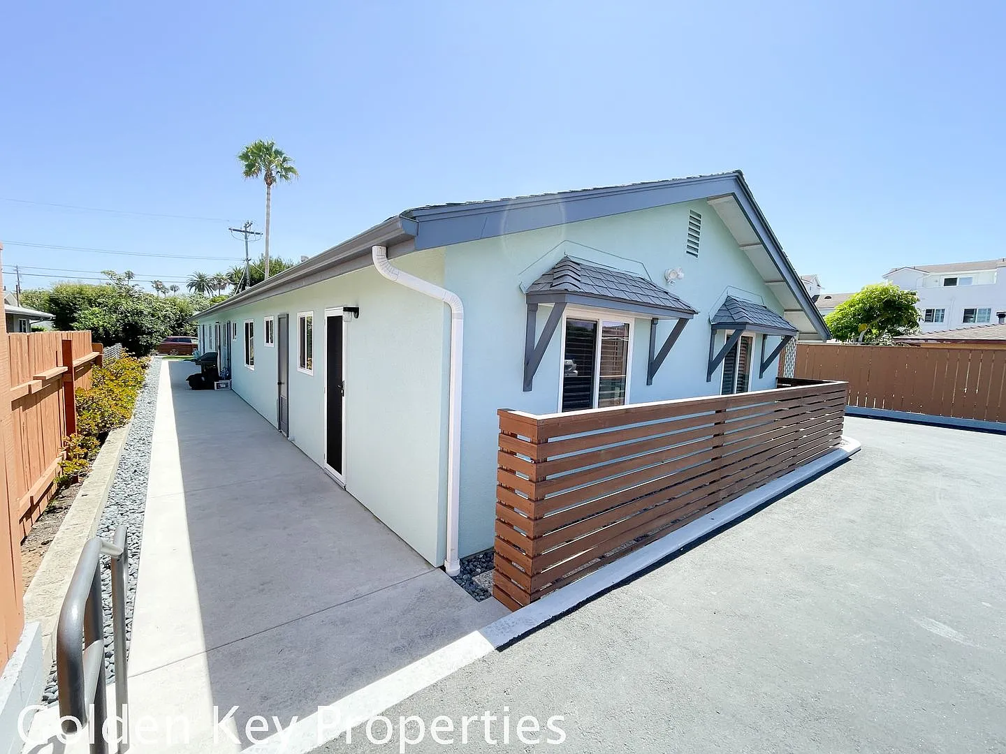 Beautifully Updated 2 Bedroom in Prime Carlsbad Village Location! — Photo 3