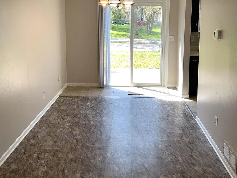 Dining Room, patio access