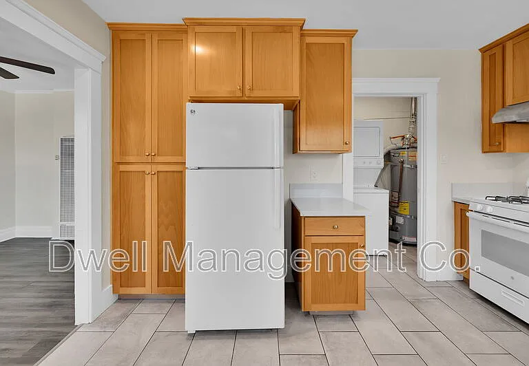 1430 Diamond Ln — Photo 12