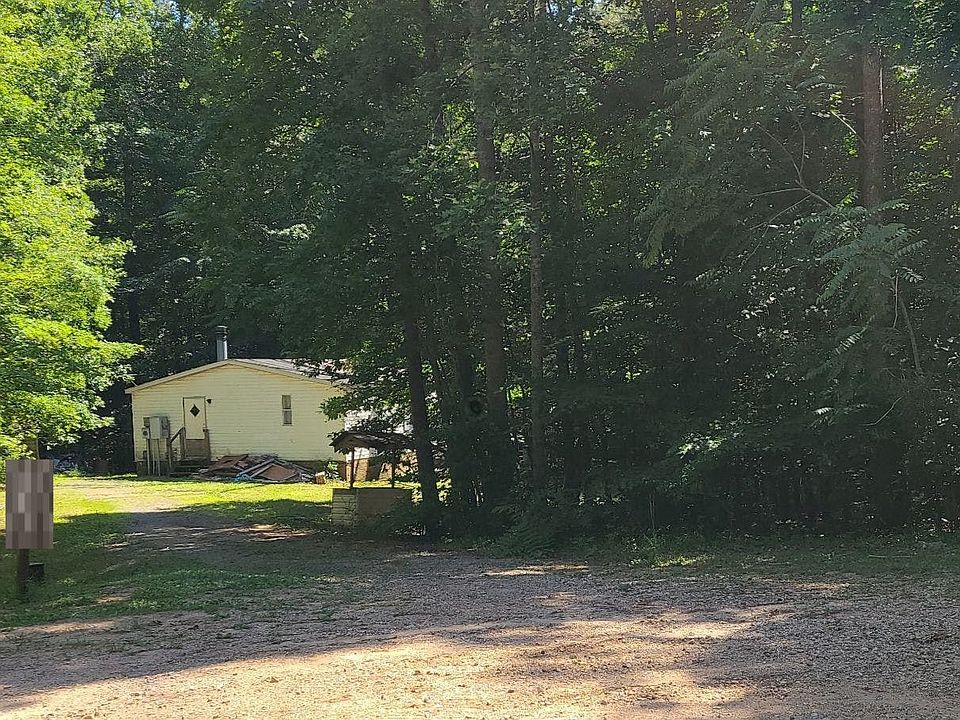 1st image of 2523 Buckingham Dr