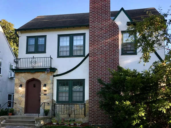 1441 W 35th St #2, Minneapolis, MN 55408