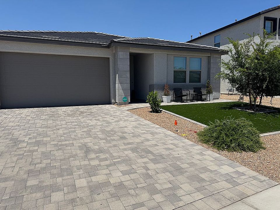 1st image of 26428 N Thornhill Dr