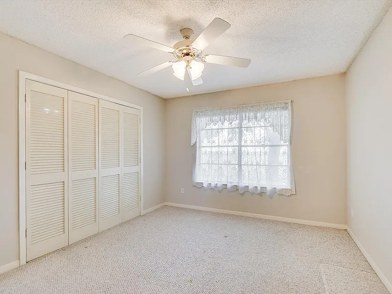 7 Brenda Ln — Photo 14