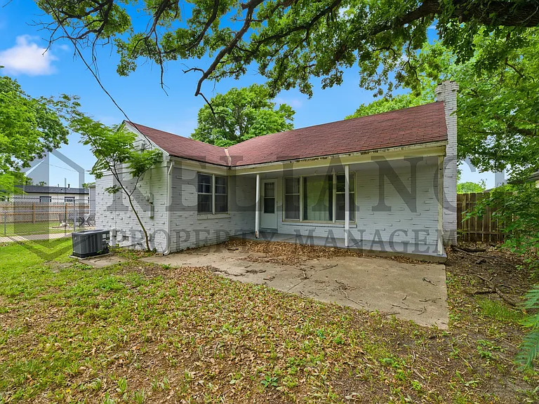 1458 N Old Manor Rd — Photo 5