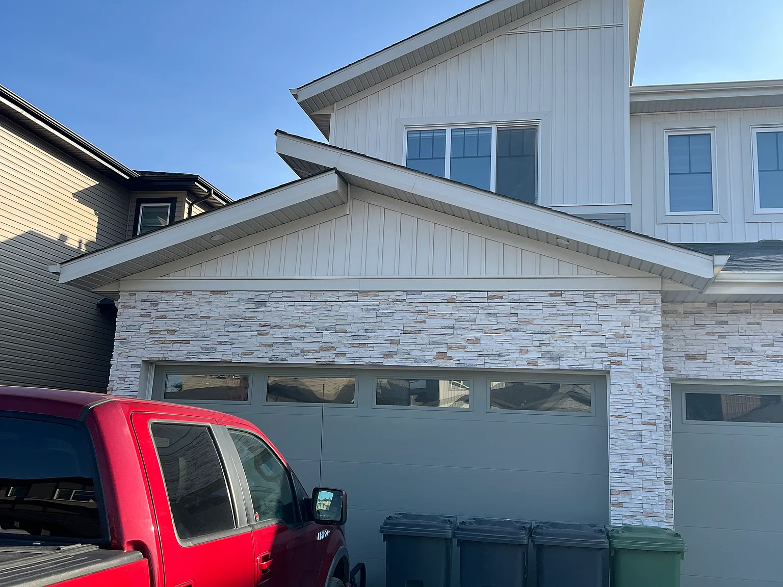 (PN090) Brand-New 3-Bedroom Home with Double Garage in Beaumont | Available Now — Photo 3