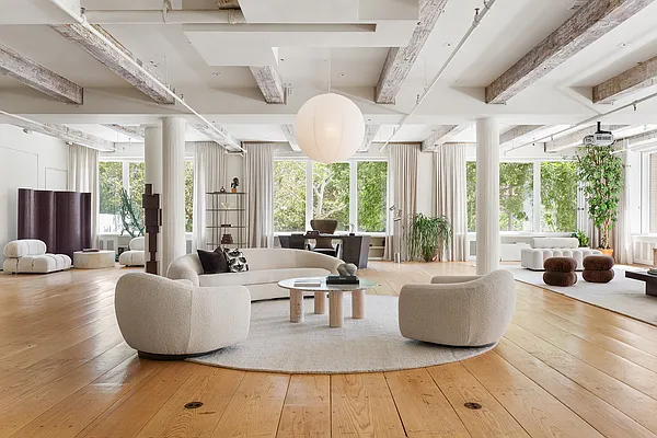 Rented by Compass | media 2