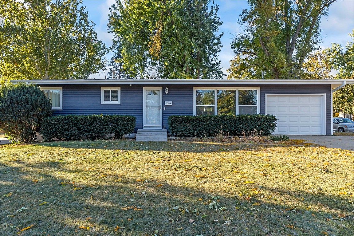 2245 Brookland Dr NE, Cedar Rapids, IA 52402 Zillow