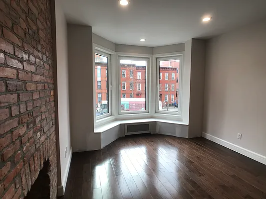 Rented by Ideal Properties Group | media 52