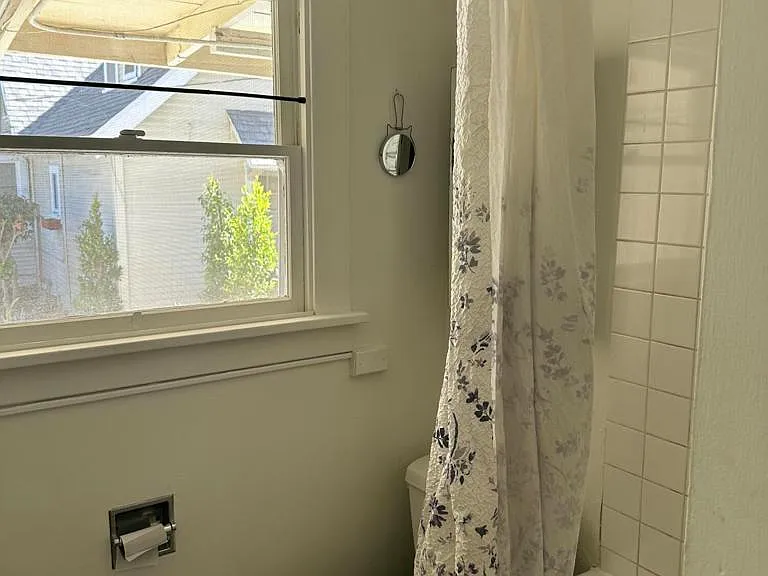 2122 Navarro Ave — Photo 25