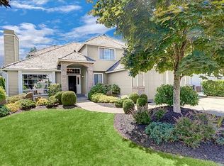 13021 NE 197th Pl, Woodinville, WA 98072