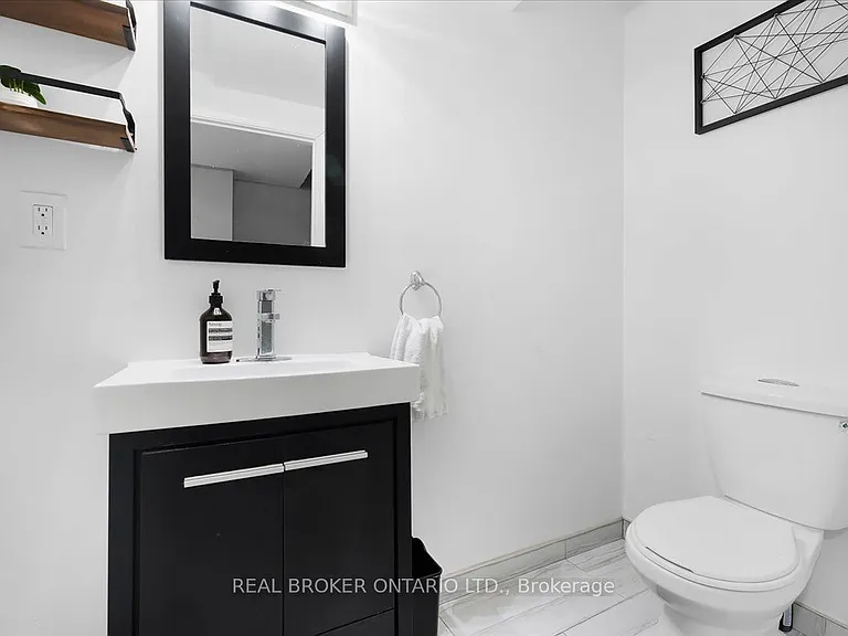 25A Mystic Ave — Photo 11