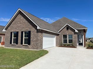314 Hidden Meadows Dr, Lafayette, LA 70506