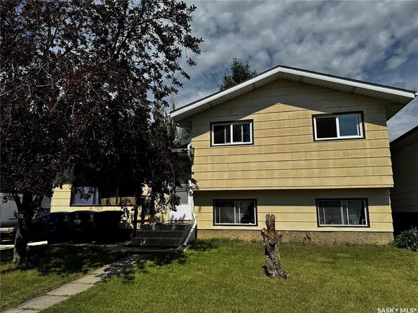 3554 Fairlight DRIVE, Saskatoon, SK S7M 4T3