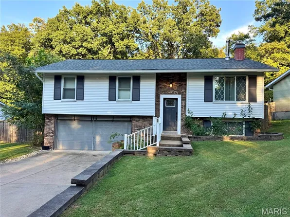 2117 Ayrshire Ct, Imperial, MO 63052