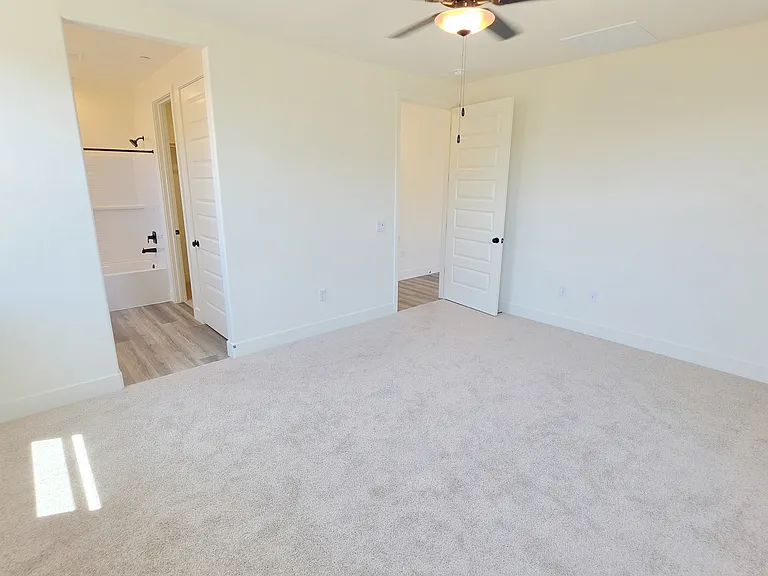 7408 Brenner Pass Way — Photo 16