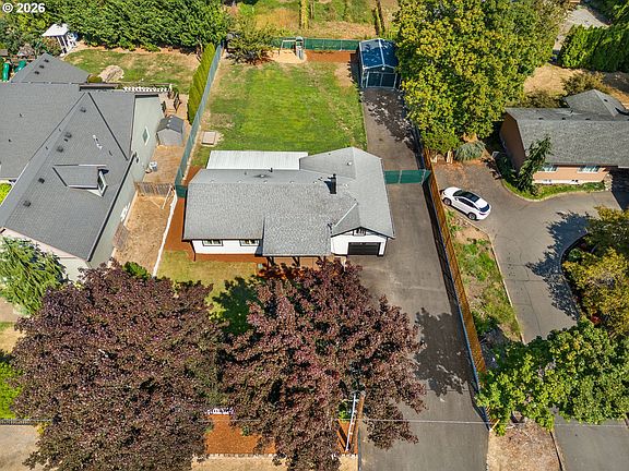 2nd image of 28421 SE Lusted Rd