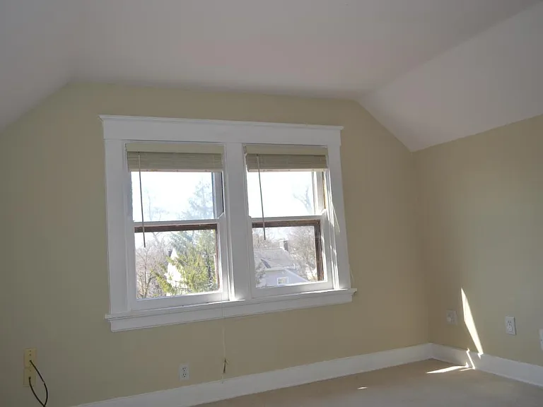 Bedroom photo 2