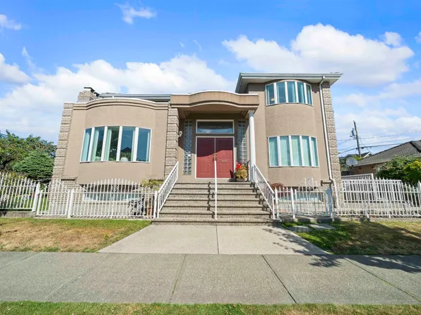 3838 Penticton St, Vancouver, BC V5R 6A1