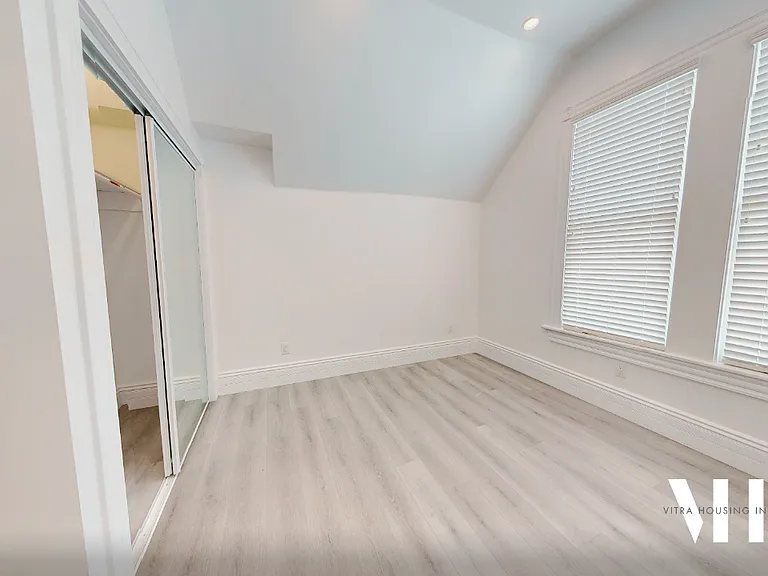 1030 West Apartments — Photo 38