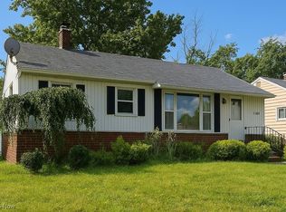 20682 Centuryway Rd, Maple Heights, OH 44137