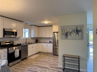 140 Springfield Ave, Johnston, RI 02919