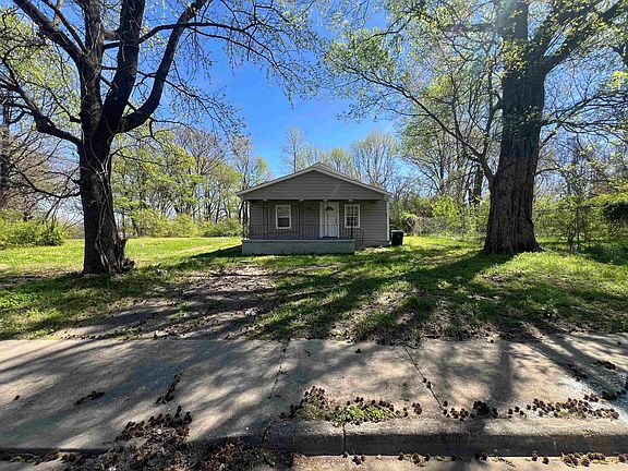 2nd image of 3044 Green Rd