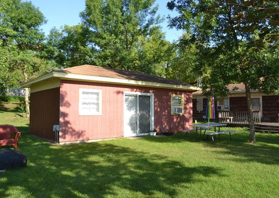 1st image of 39927 County Highway 41 Hwy #2-unit 2