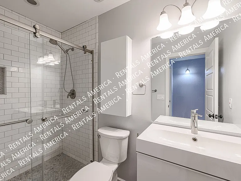 1360 W Esplanade St — Photo 24