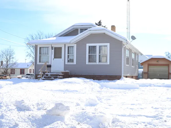 203 W Division St, Amboy, IL 61310