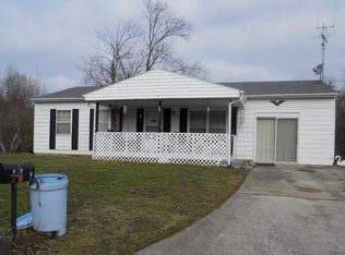 90 Logston Hts, Berea, KY 40403
