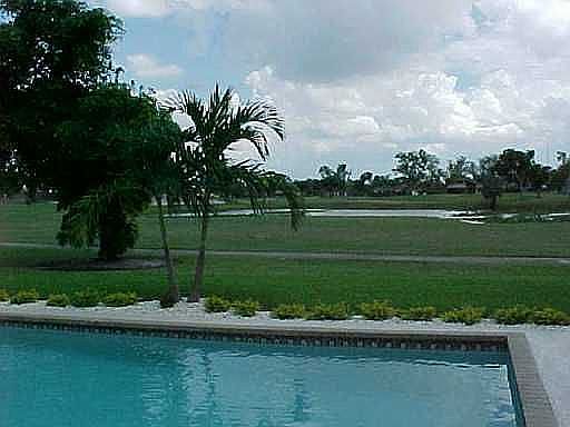 GOLF COURSE 
