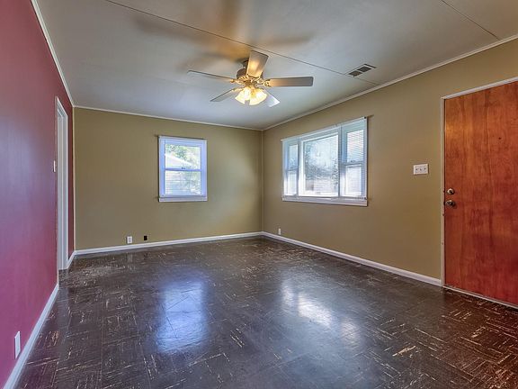 4th image of 3804 Stratford Rd