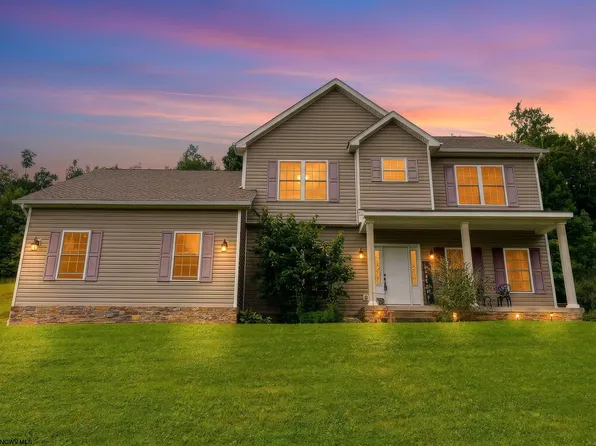 515 Tappan Zee Ln, Morgantown, WV 26508
