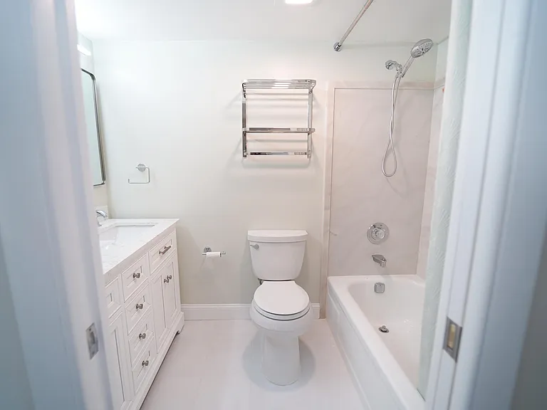 2660 SW 22nd Ave #1203 — Photo 10