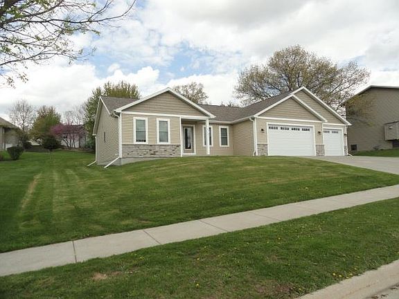 4th image of 525 Eagle Ridge Ln