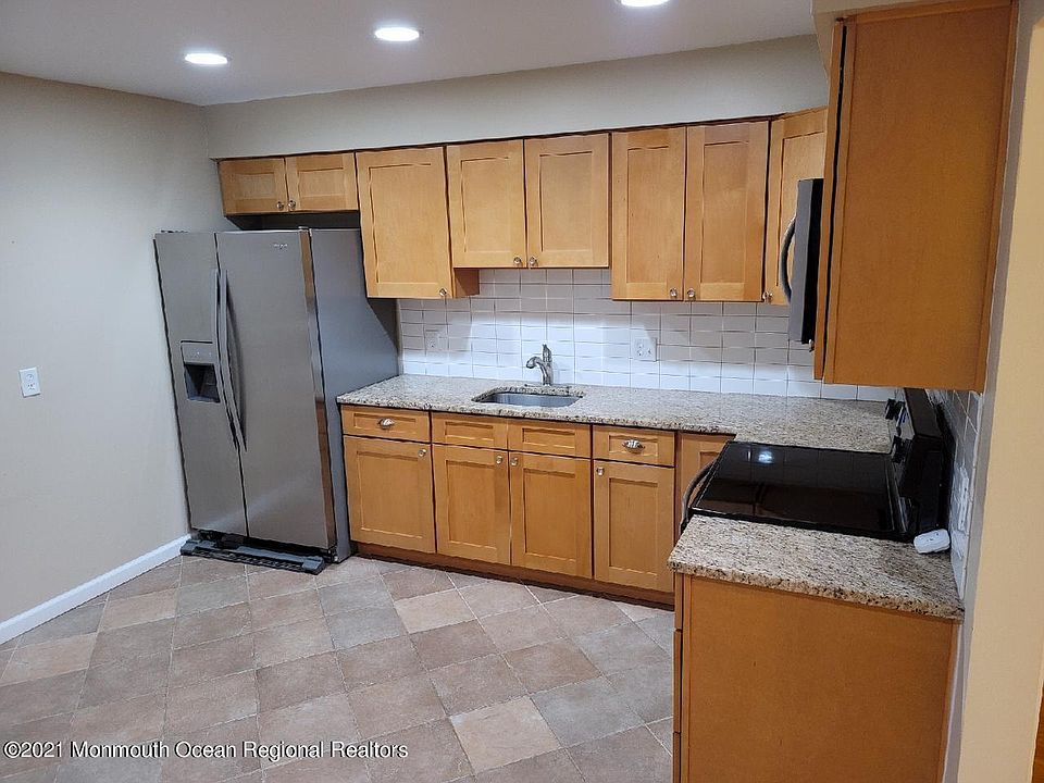 1st image of 1171 Fischer Blvd Suite 5
