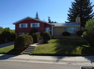 1949 Opal St, Rock Springs, WY 82901
