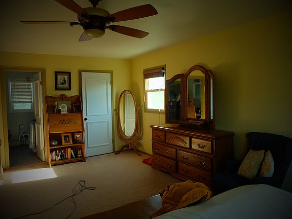 m bedroom