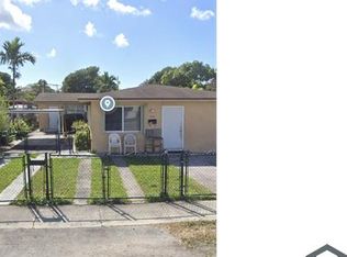 2438 NW 35th St, Miami, FL 33142