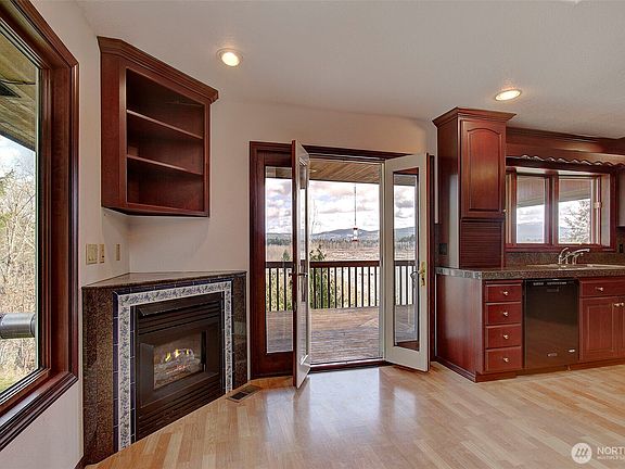 5th image of 500 S Toutle Road